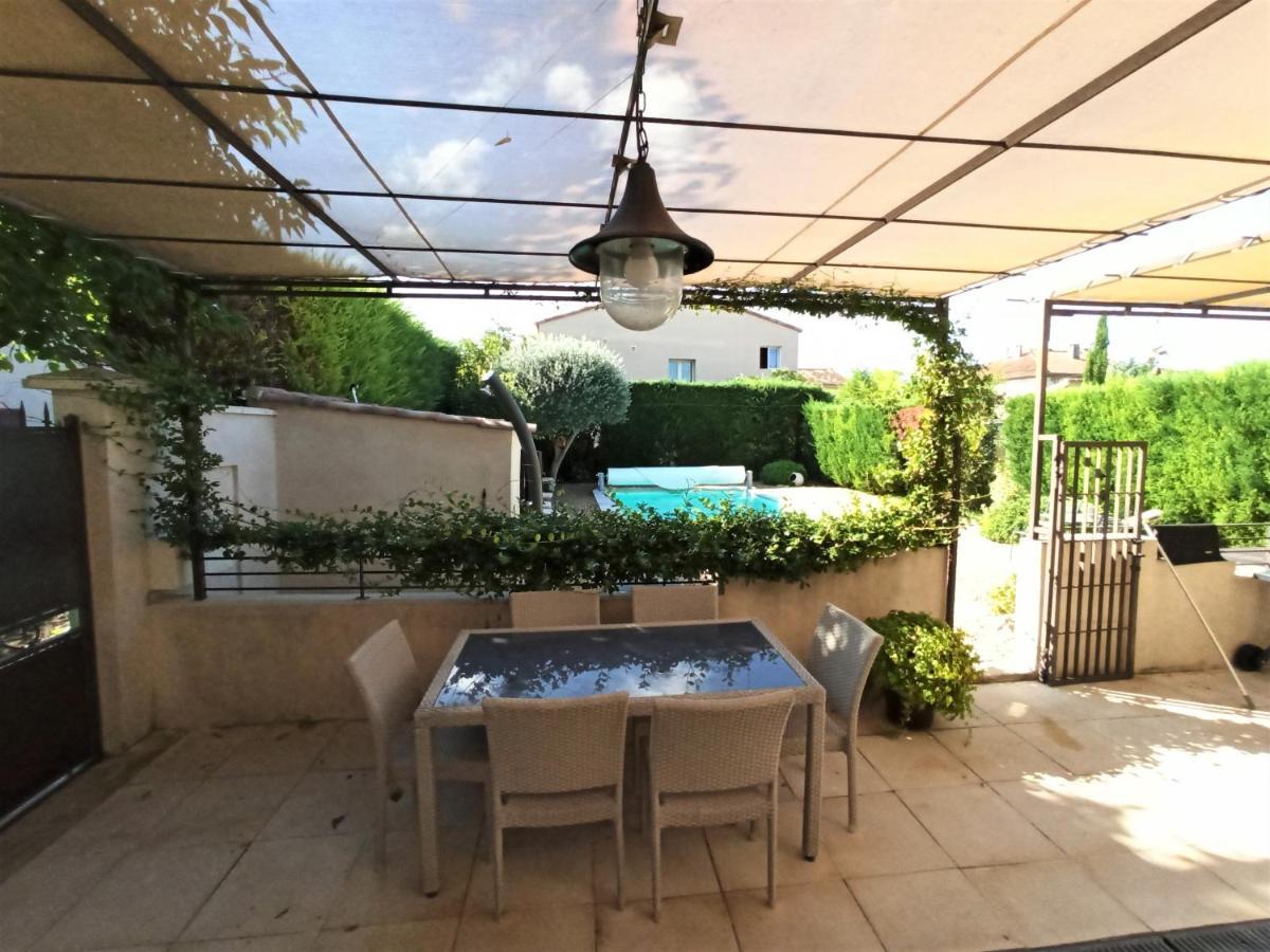 Appartement Grand Confort A Deux Pas Du Centre Ville LʼIsle-sur-la-Sorgue Екстериор снимка