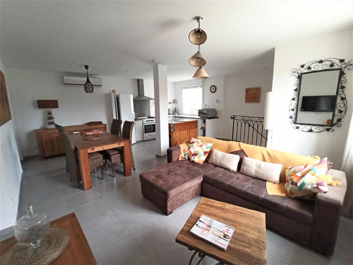 Appartement Grand Confort A Deux Pas Du Centre Ville LʼIsle-sur-la-Sorgue Екстериор снимка